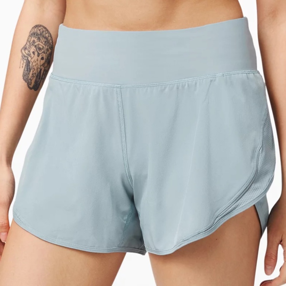 Lululemon run off route high rise shorts 4”